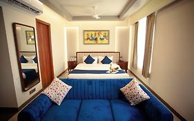 Clarks Inn Suites Jaipur